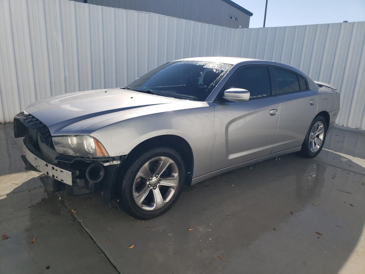 2013 DODGE CHARGER SE