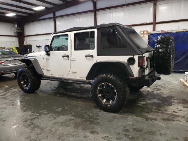 2010 Jeep Wrangler Unlimited Sahara - Фото 2