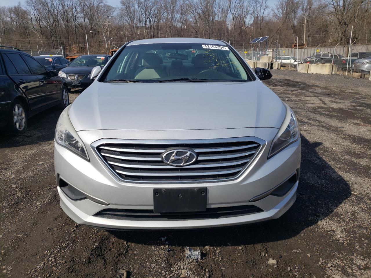 2017 HYUNDAI SONATA SE - Фото 5