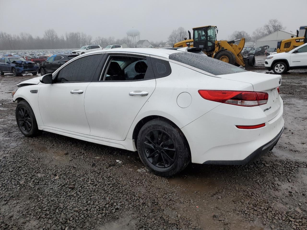 2019 KIA OPTIMA LX - Фото 2