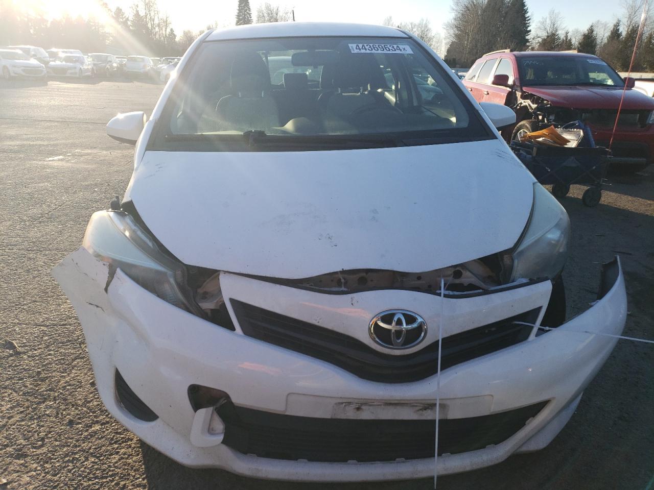 2013 TOYOTA YARIS - Фото 5