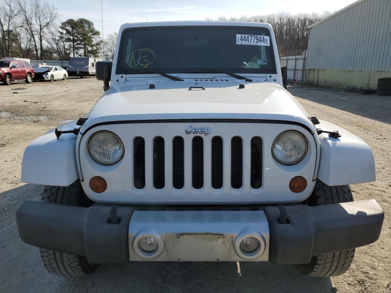 2012 JEEP WRANGLER U - Image 5