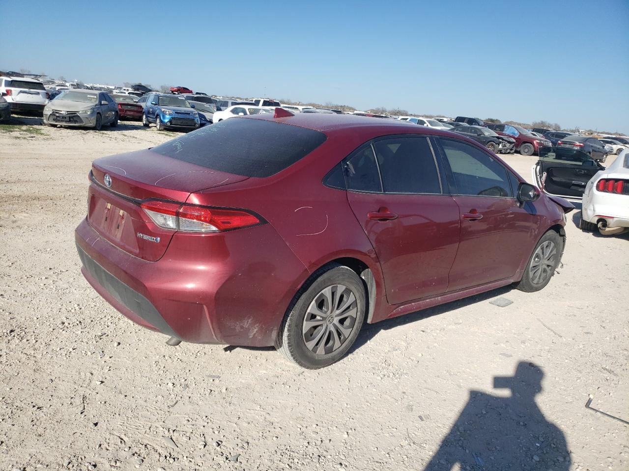 2022 TOYOTA COROLLA LE - Image 3