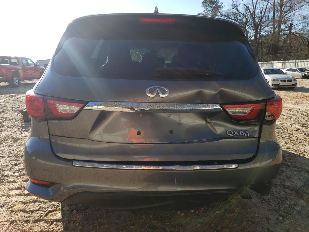 2017 INFINITI QX60 - Фото 6