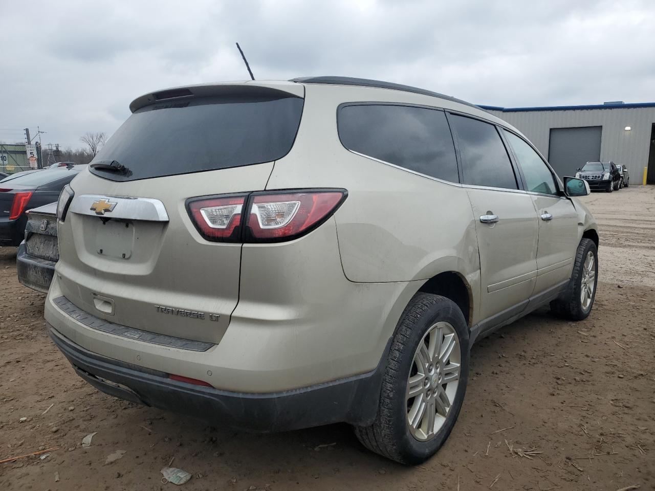 2014 CHEVROLET TRAVERSE L - Image 3