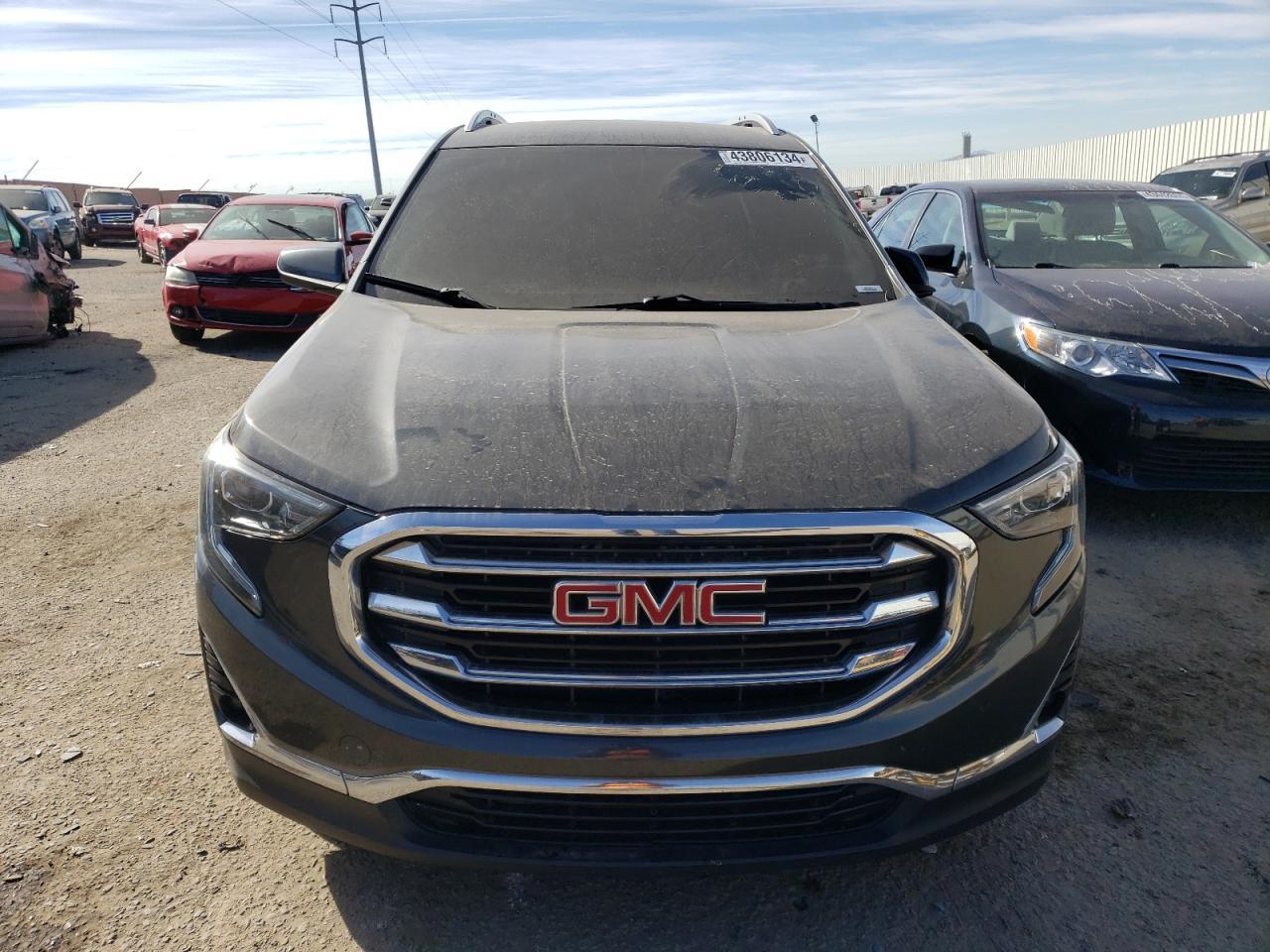 2019 GMC TERRAIN SL - Image 5
