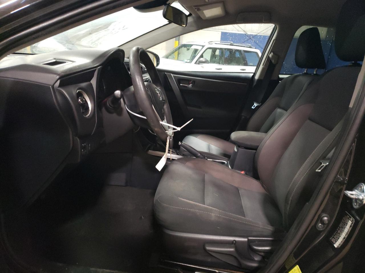 2018 TOYOTA COROLLA L - Фото 7