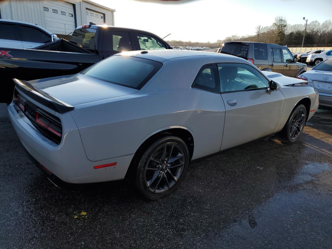 2021 DODGE CHALLENGER - Фото 3