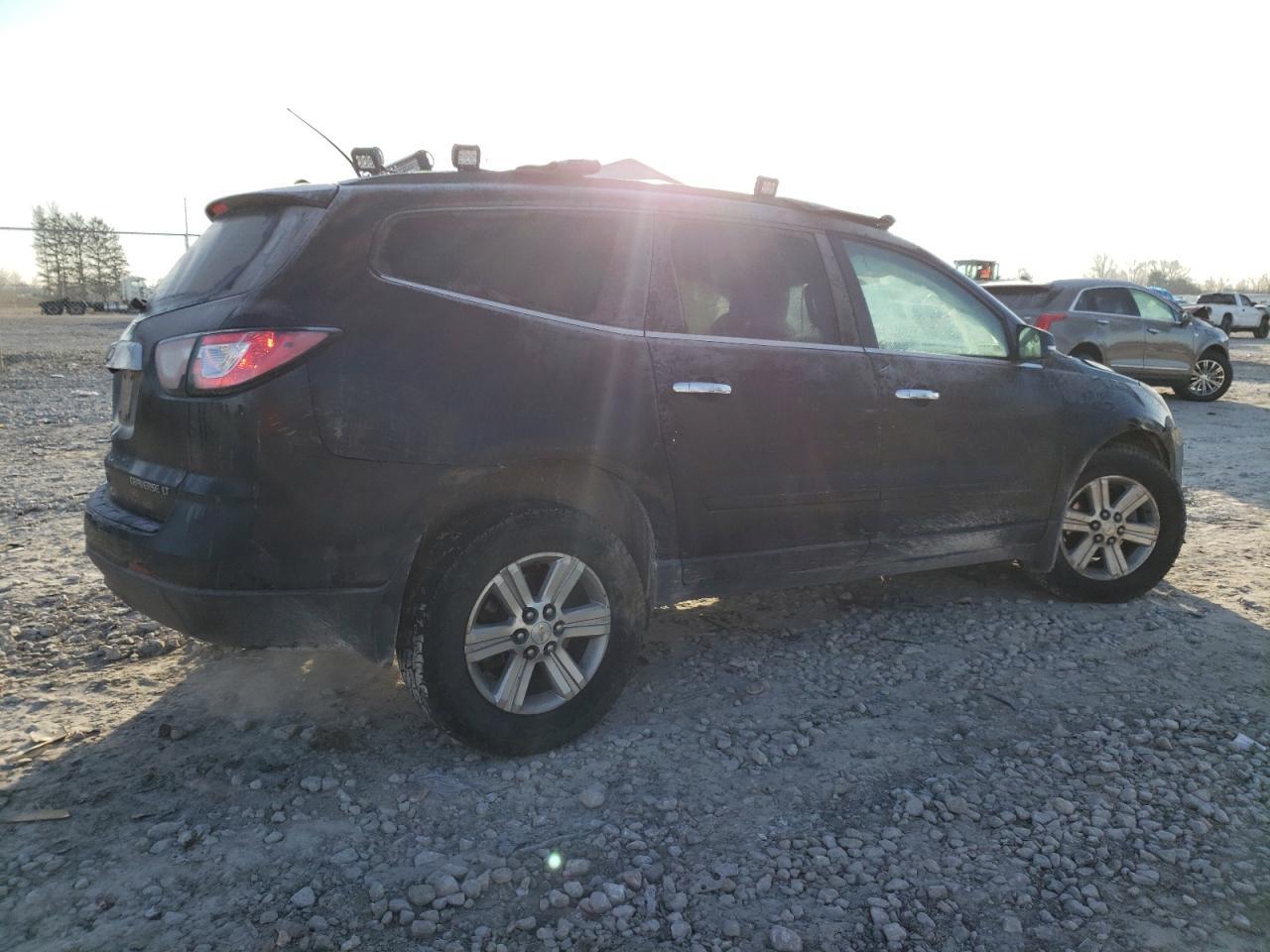2014 CHEVROLET TRAVERSE L - Фото 3