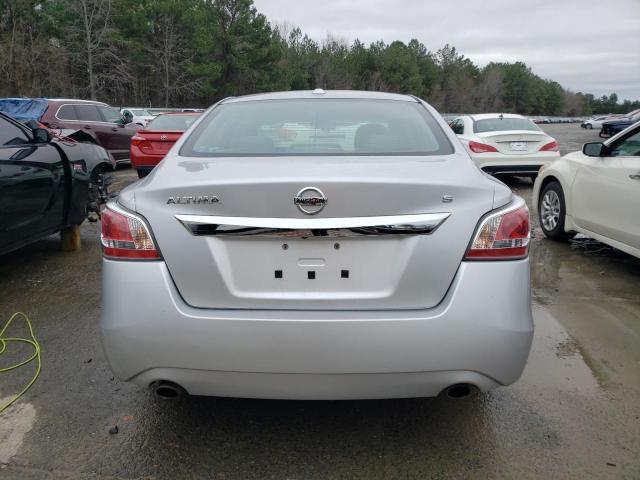 2015 Nissan Altima 2.5 - Image 6