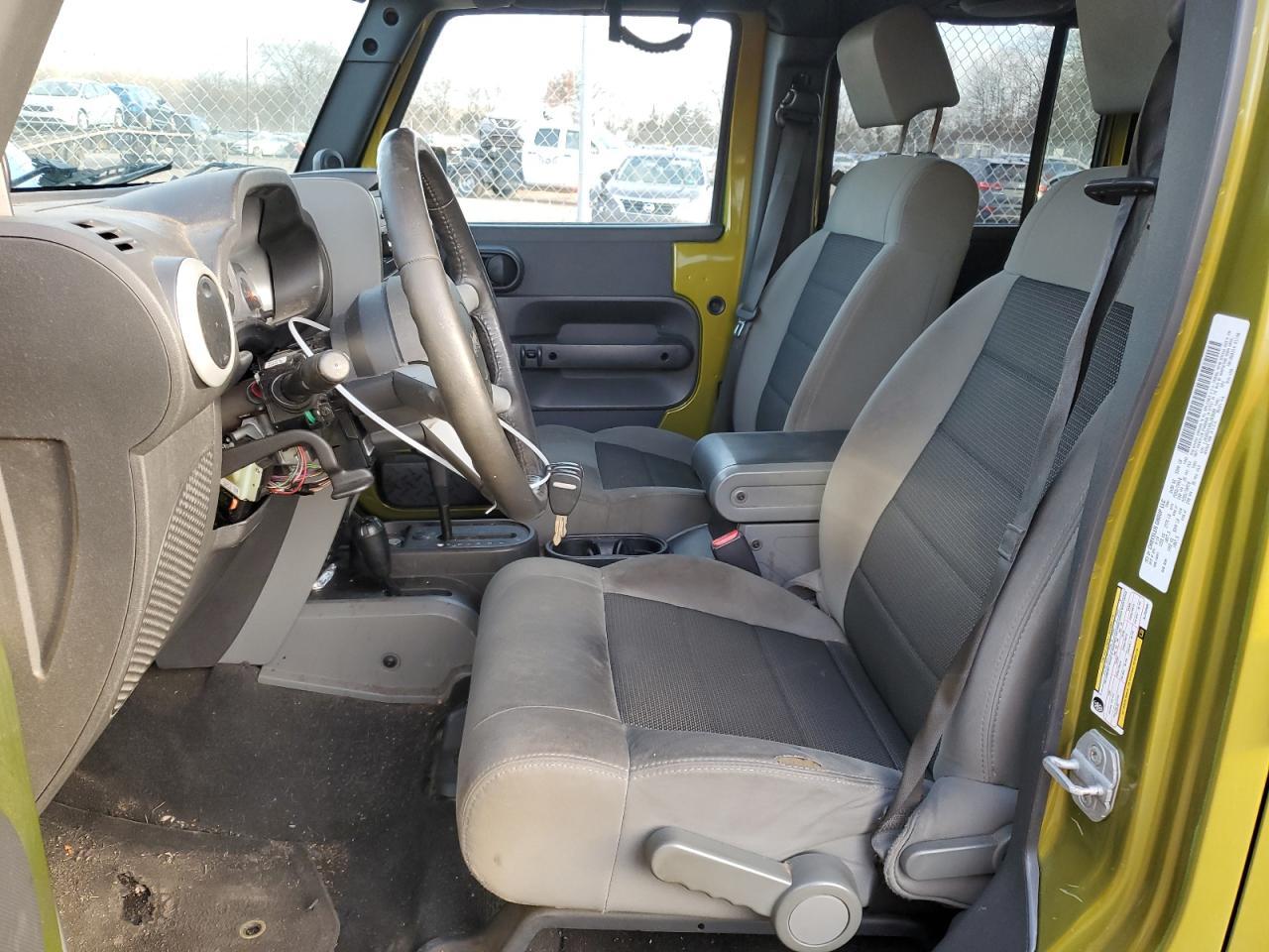 2010 JEEP WRANGLER U - Image 7