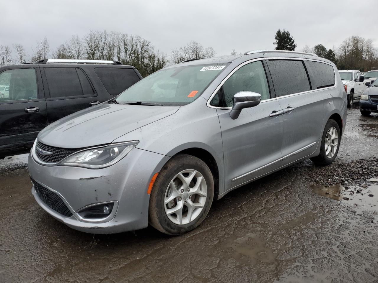 2020 CHRYSLER PACIFICA L