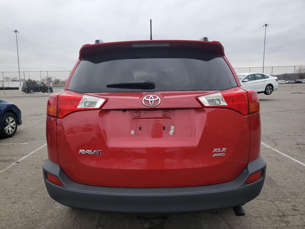 2015 TOYOTA RAV4 XLE - Image 6