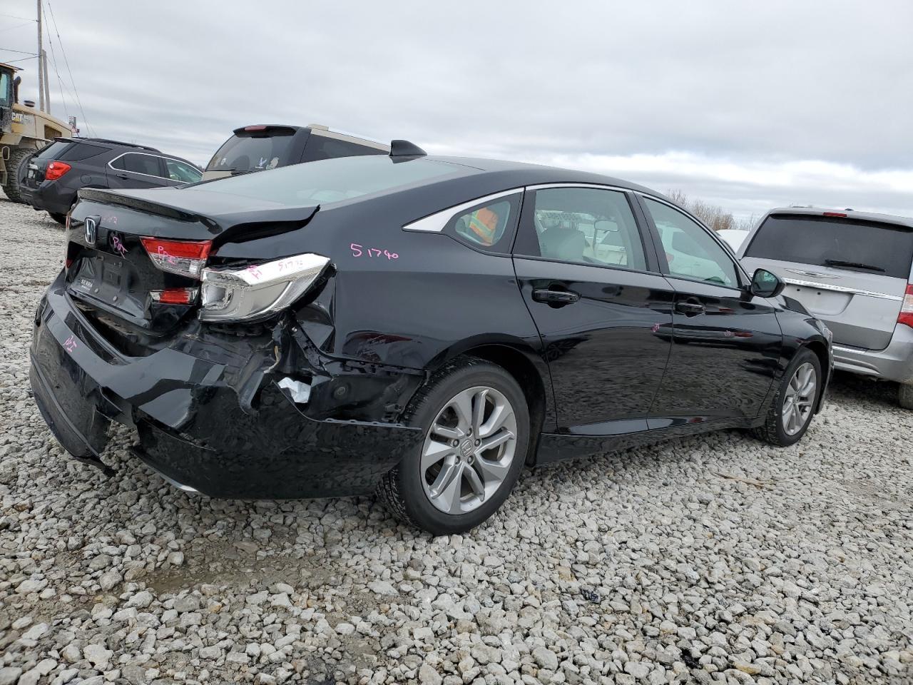 2018 HONDA ACCORD LX - Фото 3