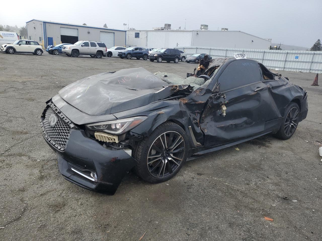 2018 INFINITI Q60 LUXE 3 car image