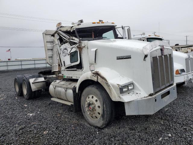 2005 Kenworth Construction T800