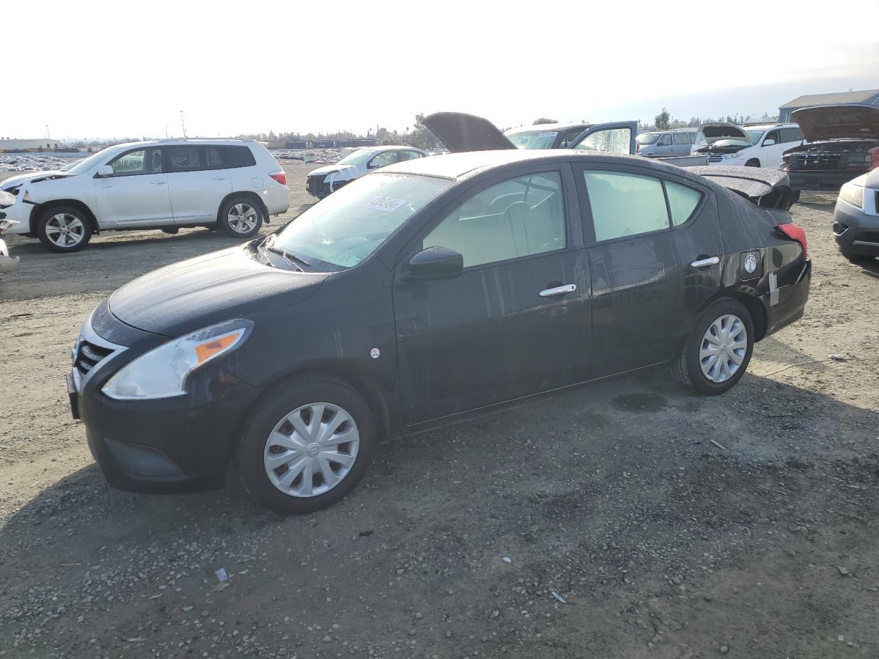 2016 NISSAN VERSA S