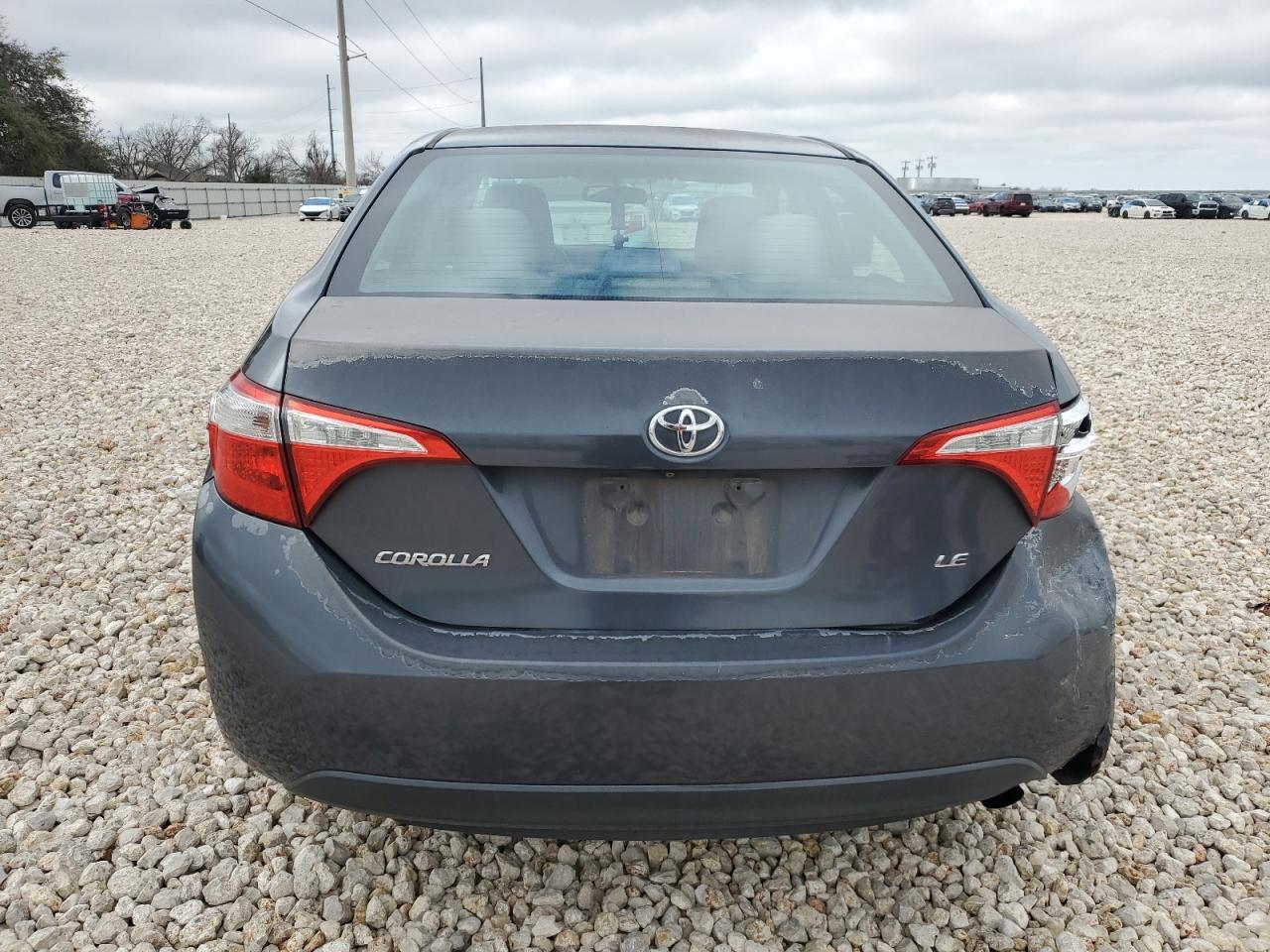 2015 TOYOTA COROLLA L - Image 6