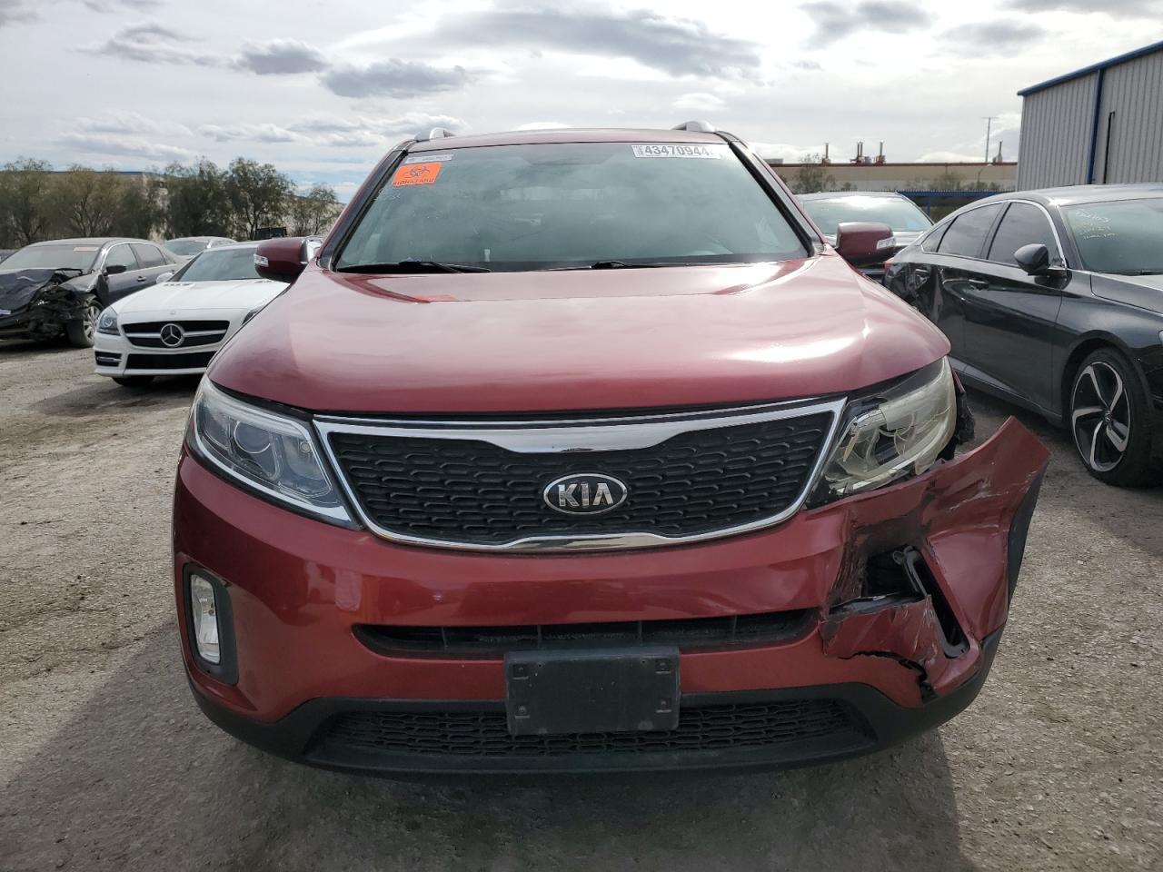 2014 KIA SORENTO LX - Фото 5