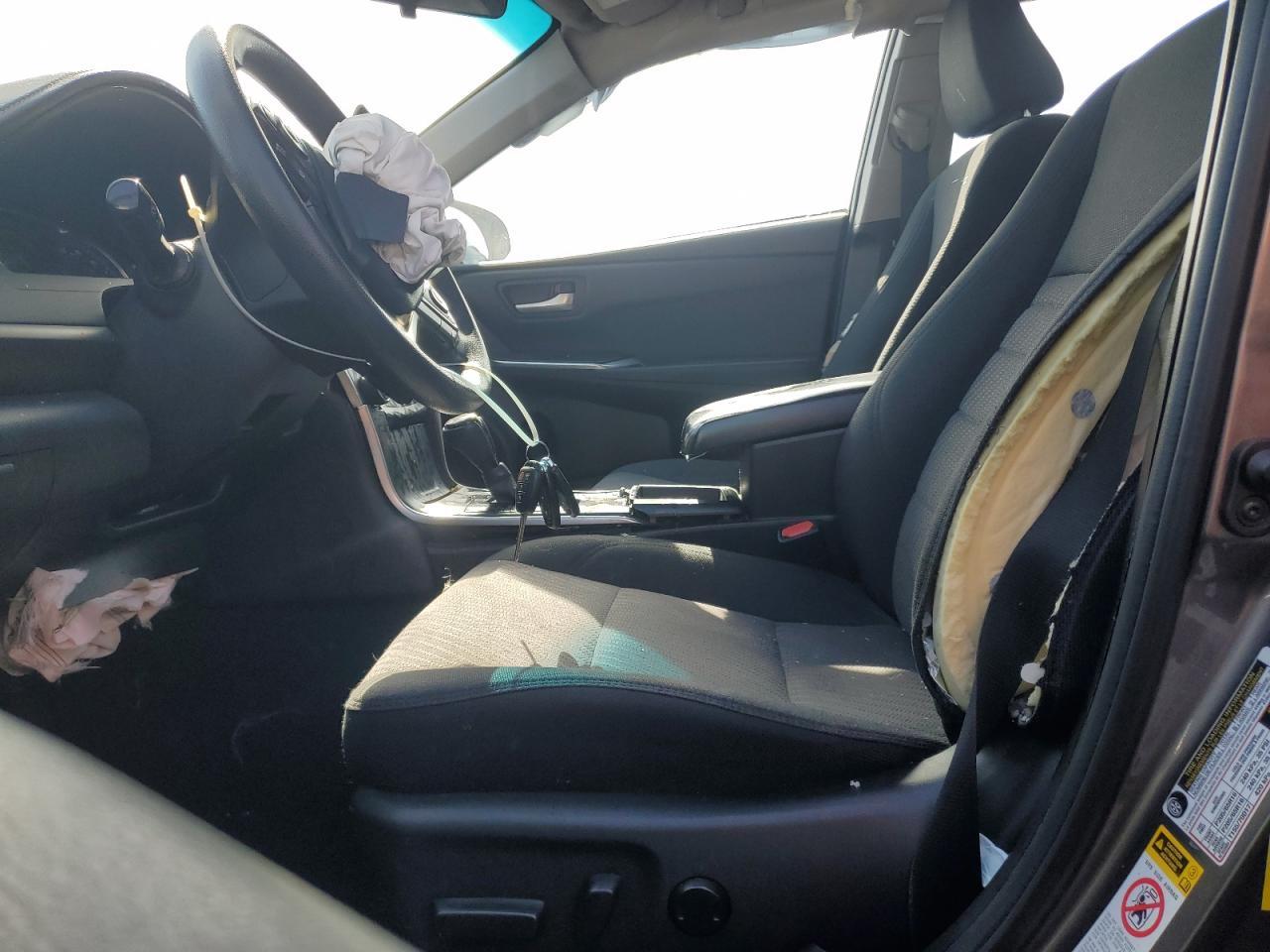 2017 TOYOTA CAMRY LE - Фото 7