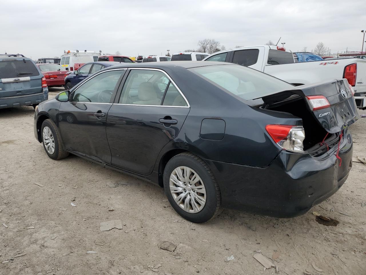 2012 TOYOTA CAMRY BASE - Фото 2
