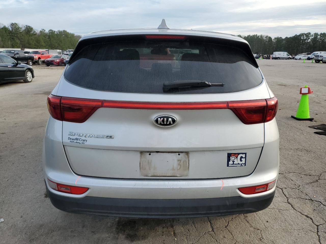 2017 KIA SPORTAGE L - Image 6