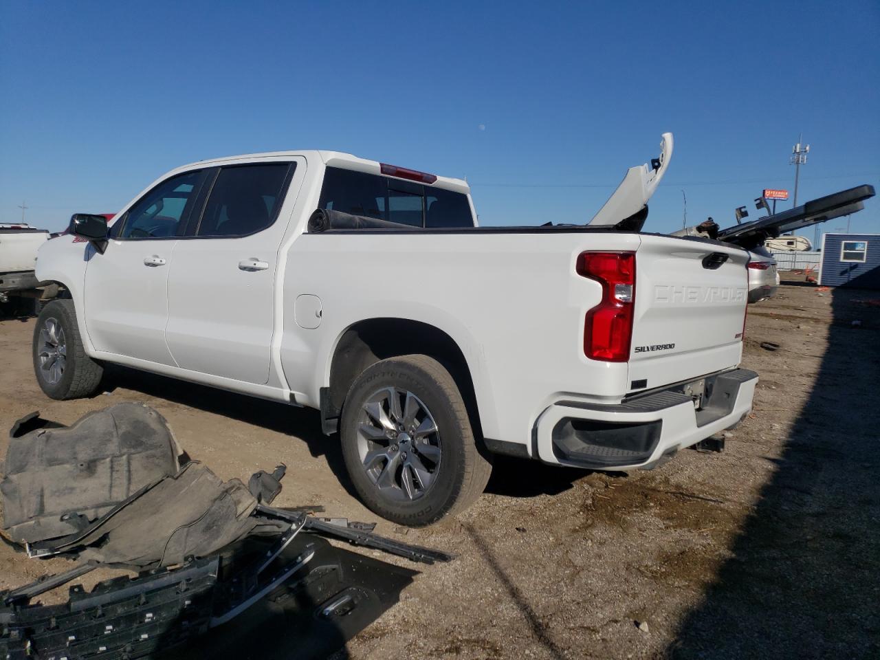 2019 CHEVROLET SILVERADO - Image 2
