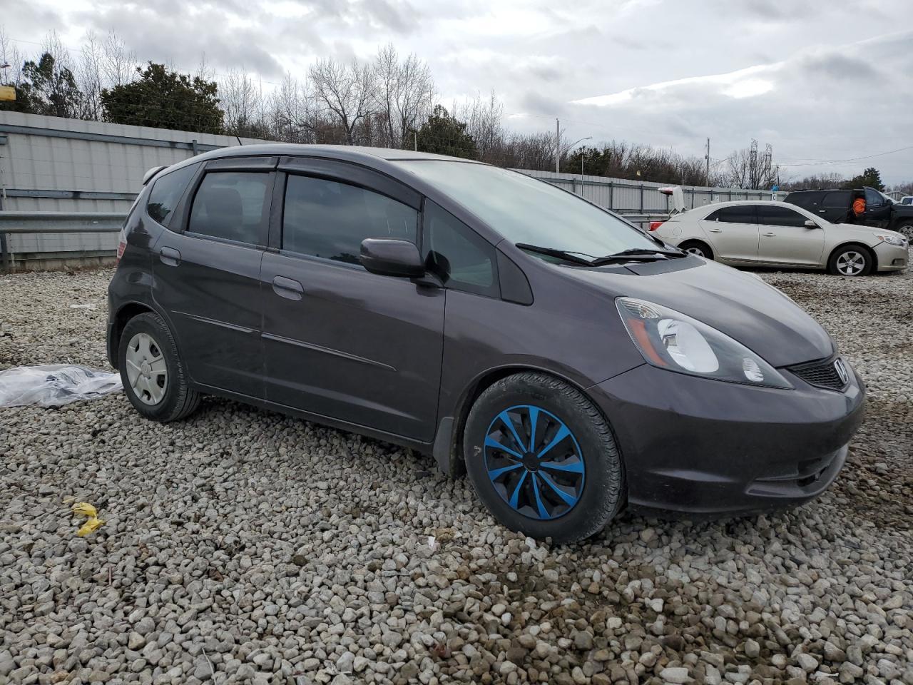 2013 HONDA FIT - Фото 4