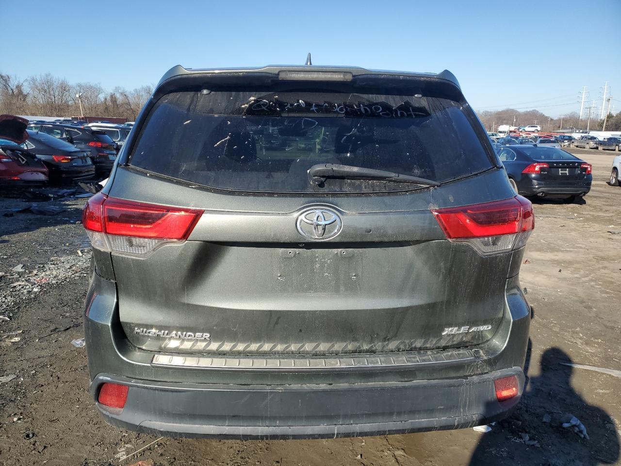 2018 TOYOTA HIGHLANDER - Фото 6