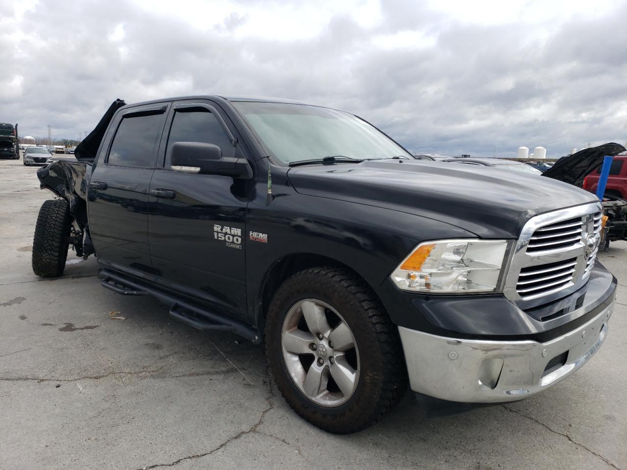 2019 RAM 1500 CLASS - Image 4