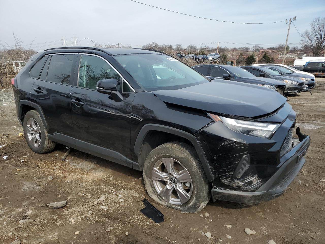 2022 TOYOTA RAV4 XLE - Image 4