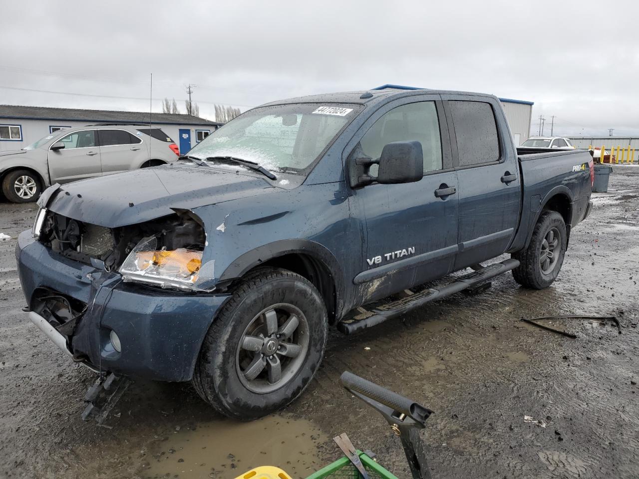 2013 NISSAN TITAN S