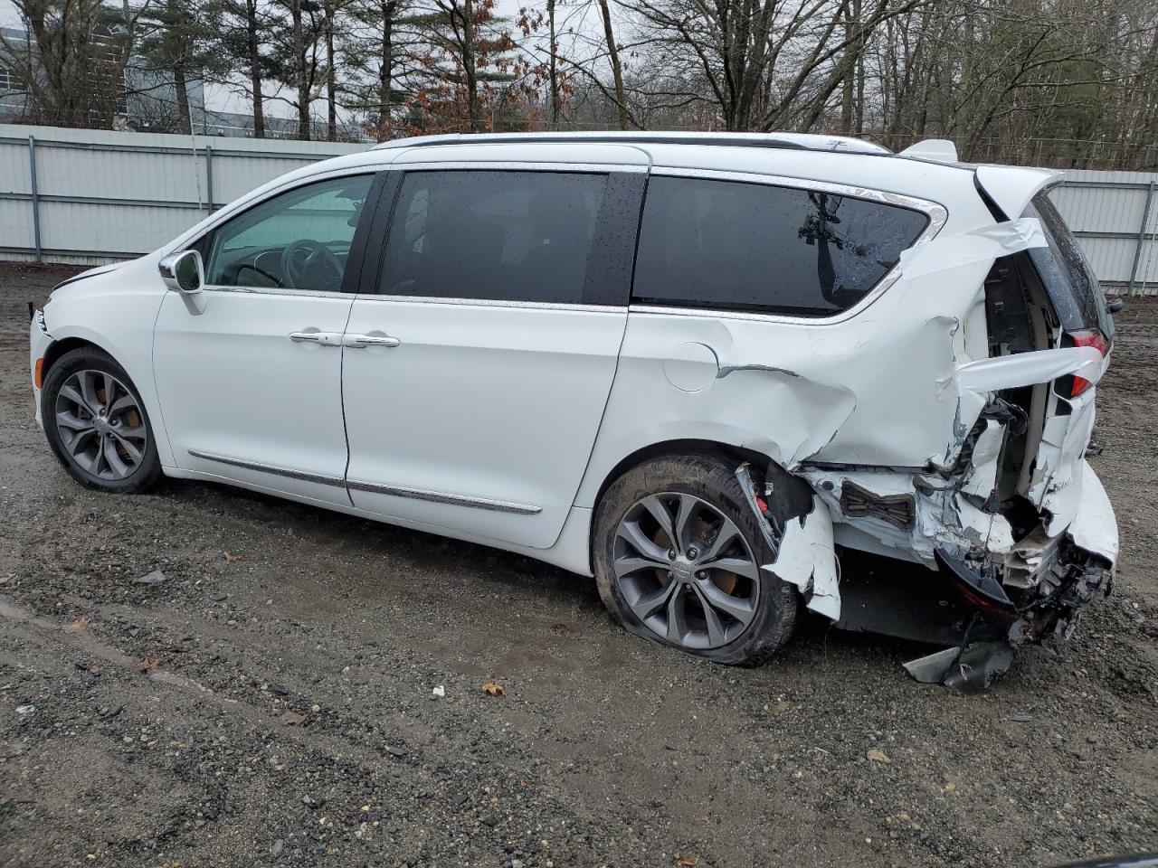 2017 CHRYSLER PACIFICA L - Фото 2
