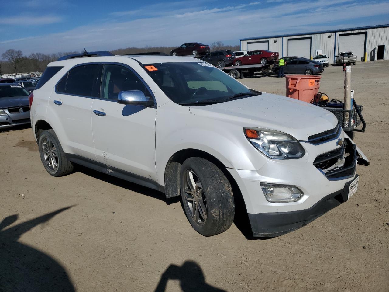 2016 CHEVROLET EQUINOX LT - Image 4