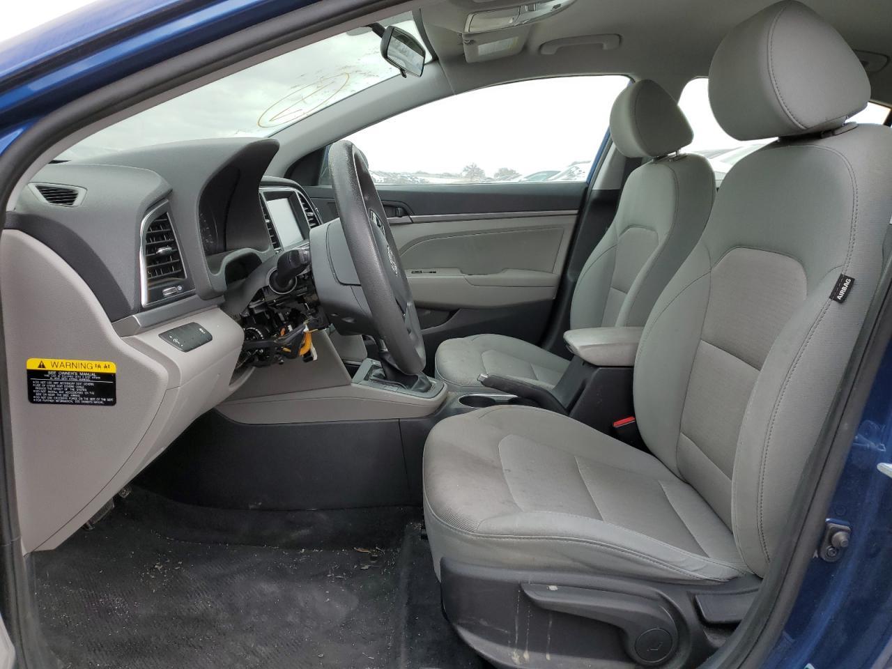 2017 HYUNDAI ELANTRA SE - Фото 7