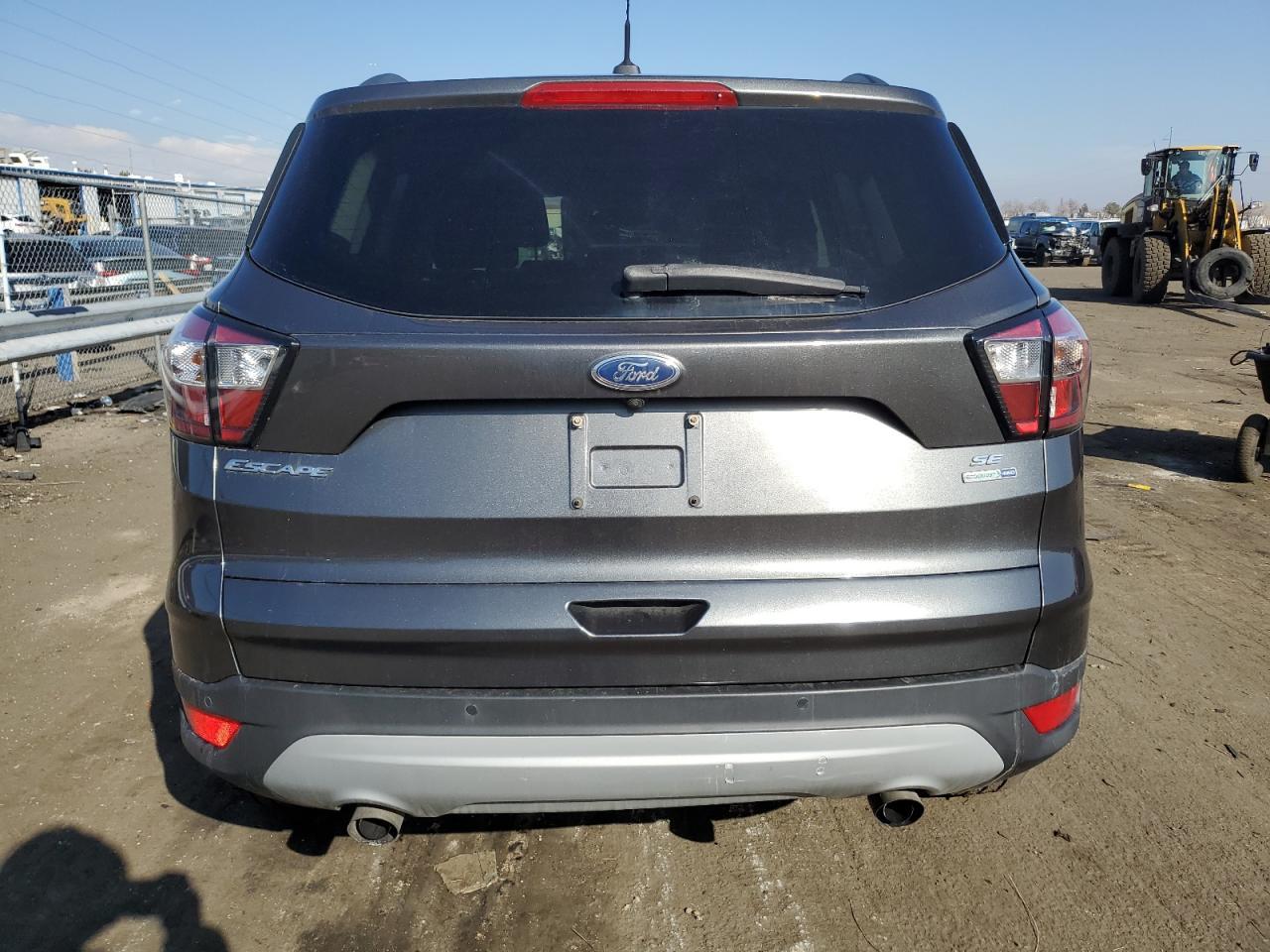 2017 FORD ESCAPE SE - Фото 6