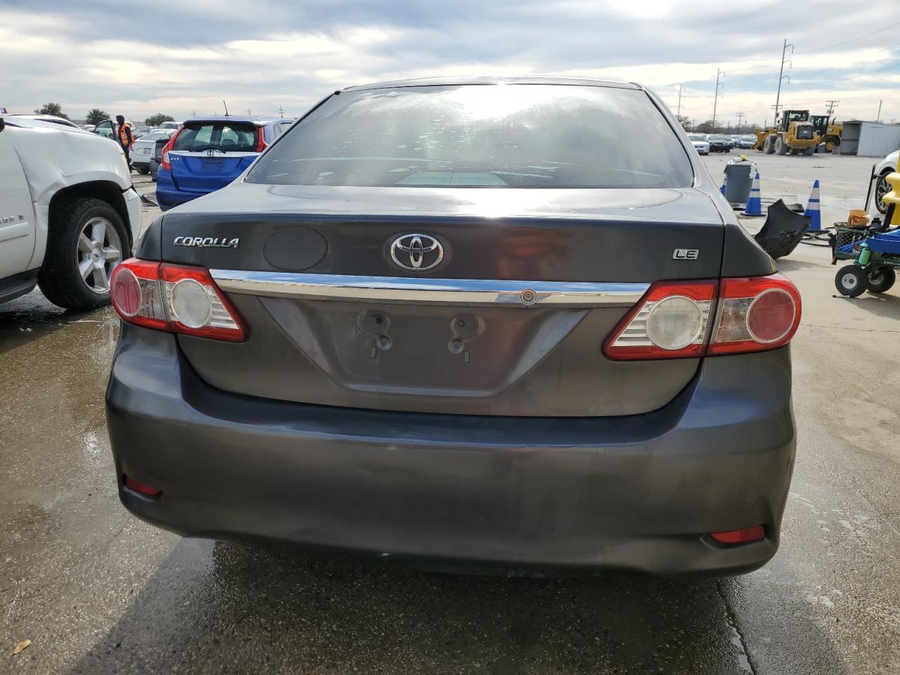 2013 TOYOTA COROLLA BA - Image 6