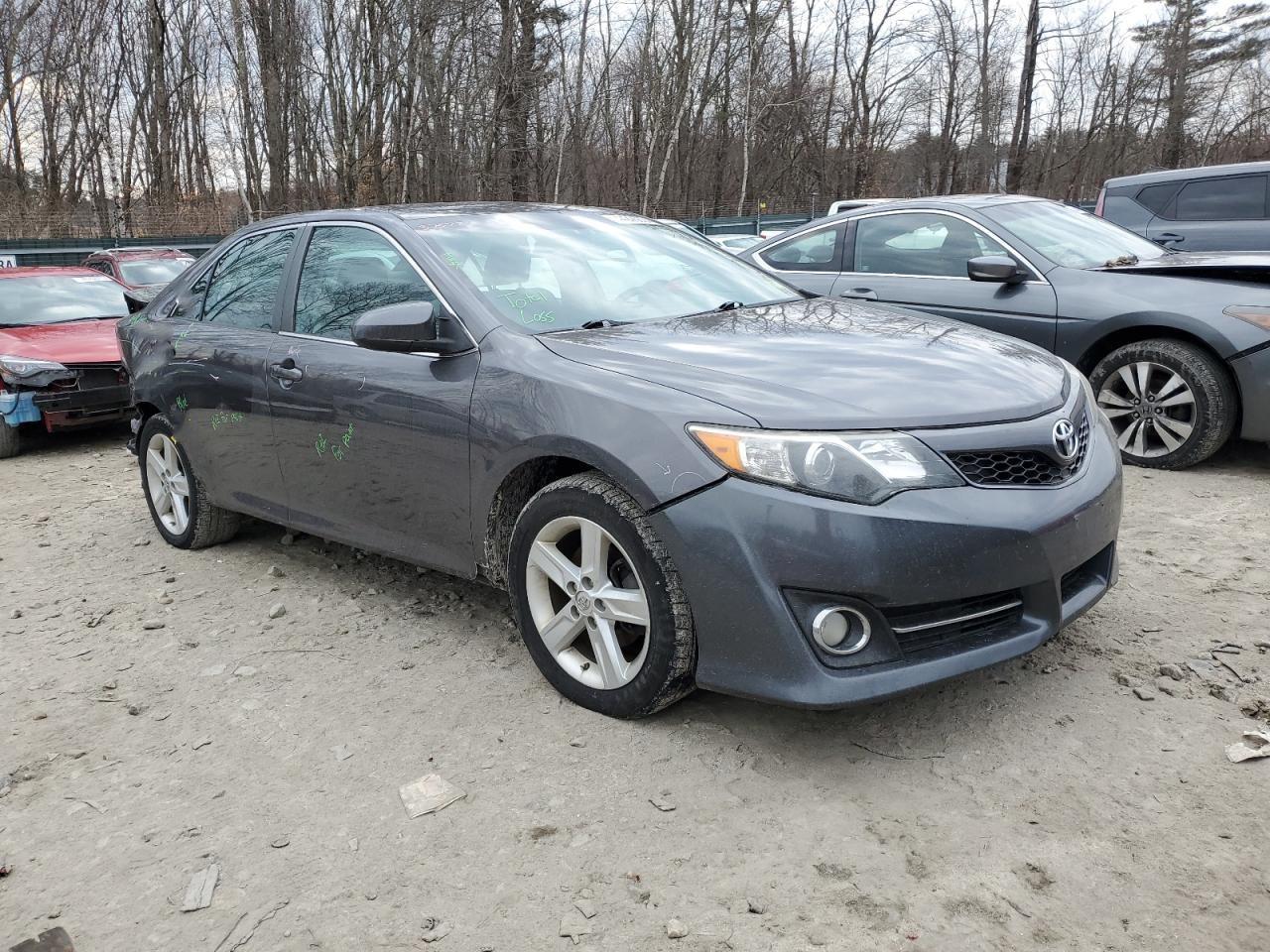2013 TOYOTA CAMRY L - Фото 4