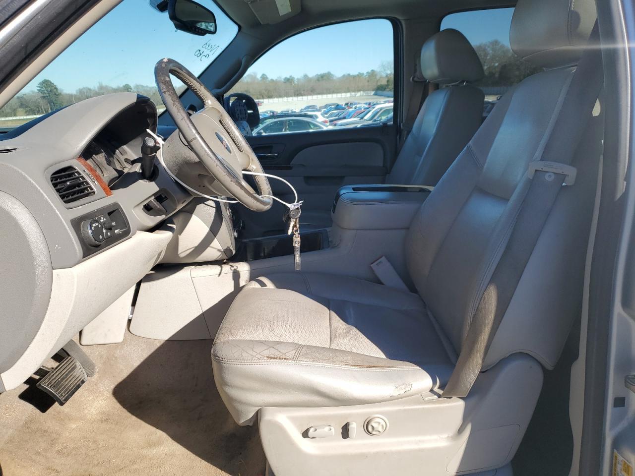 2012 GMC YUKON SLT - Фото 7