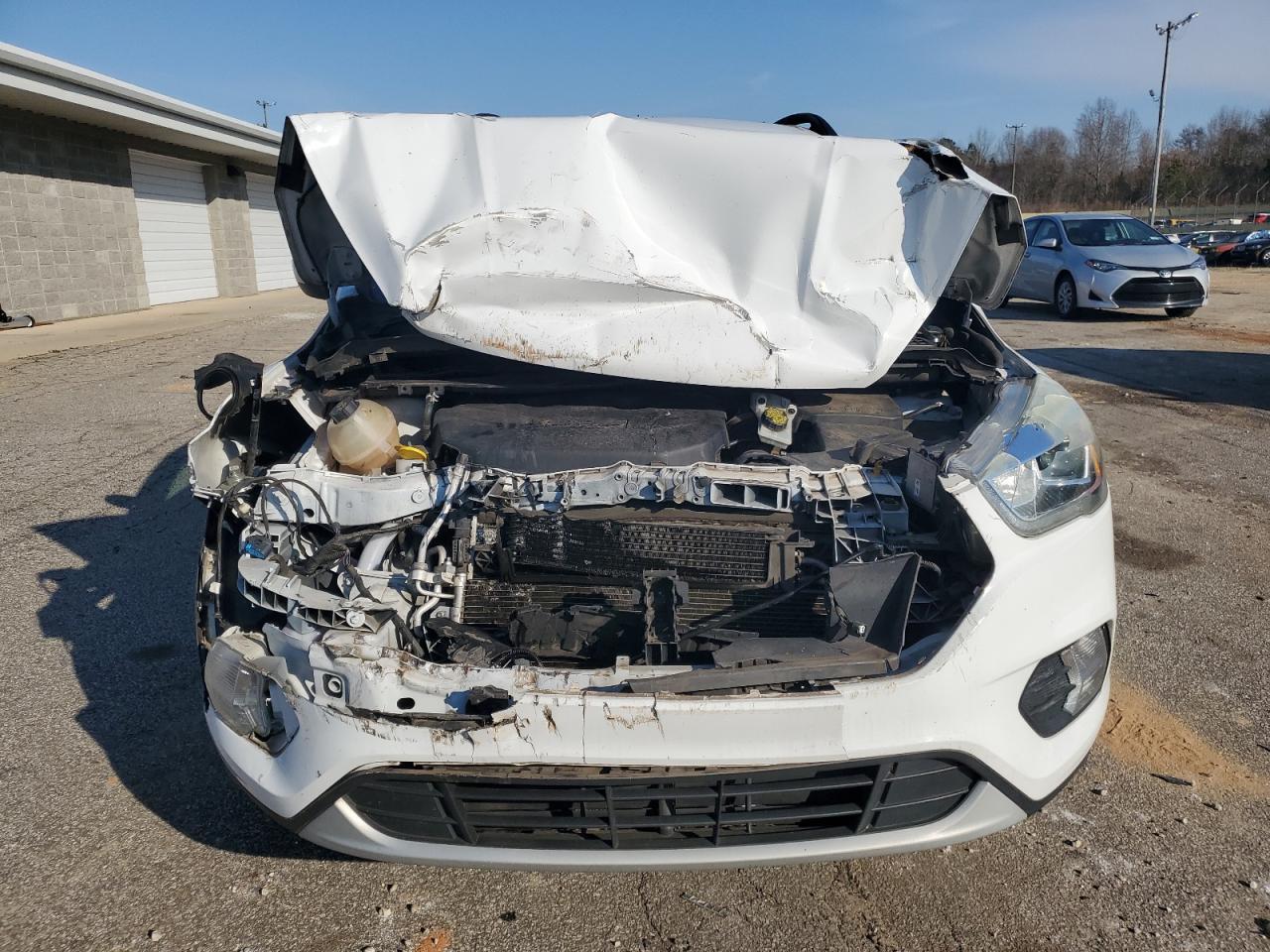 2017 FORD ESCAPE SE - Фото 5