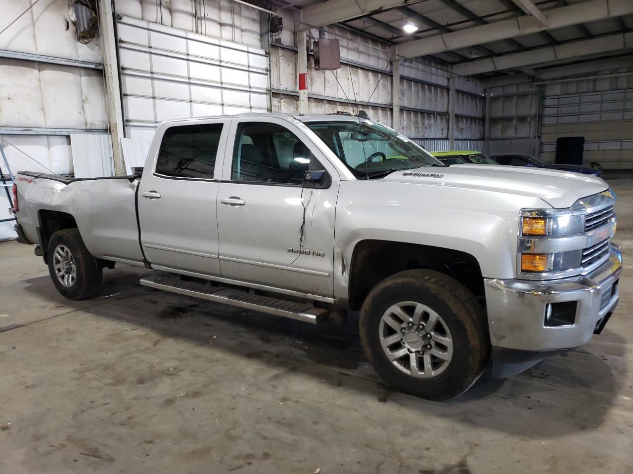 2016 CHEVROLET SILVERADO - Image 4