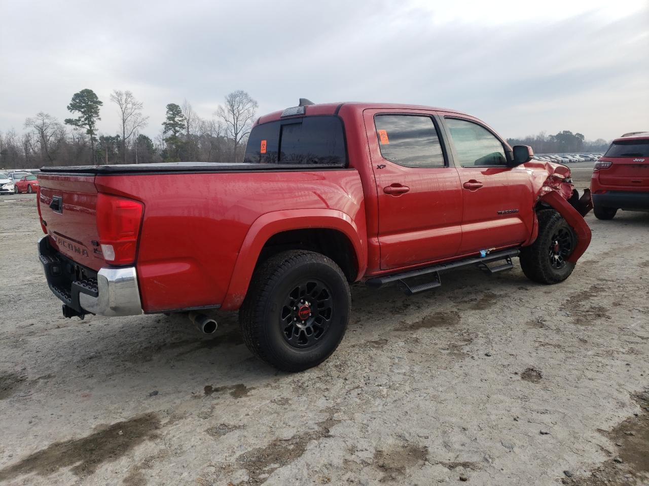 2019 TOYOTA TACOMA DOU - Фото 3