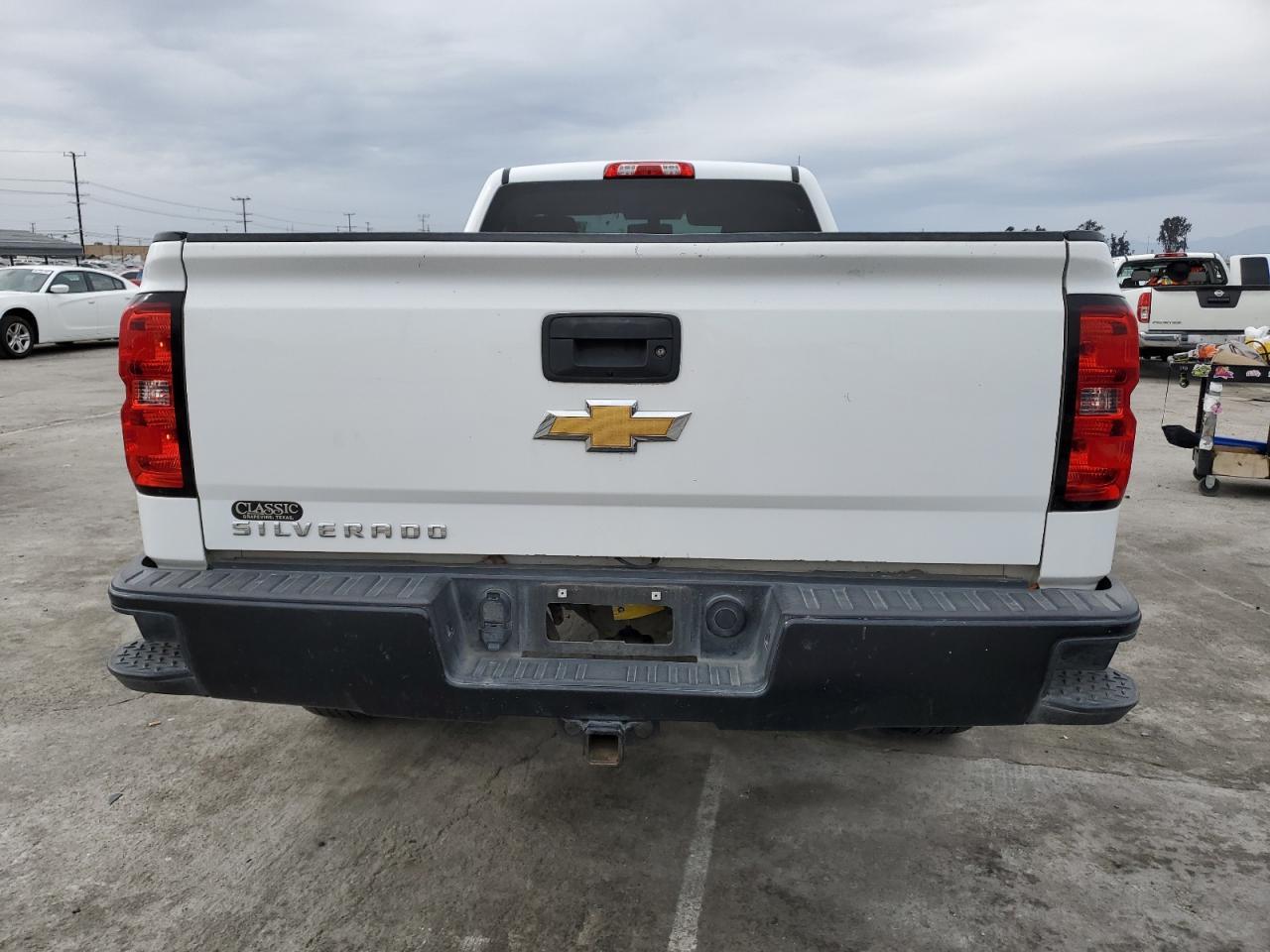 2018 CHEVROLET SILVERADO - Фото 6