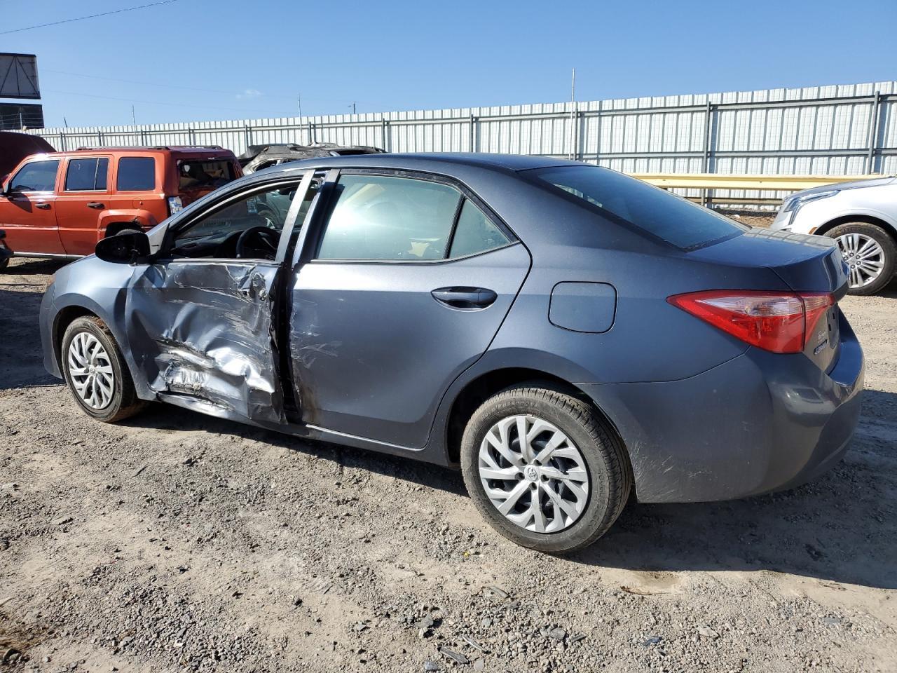 2018 TOYOTA COROLLA L - Image 2