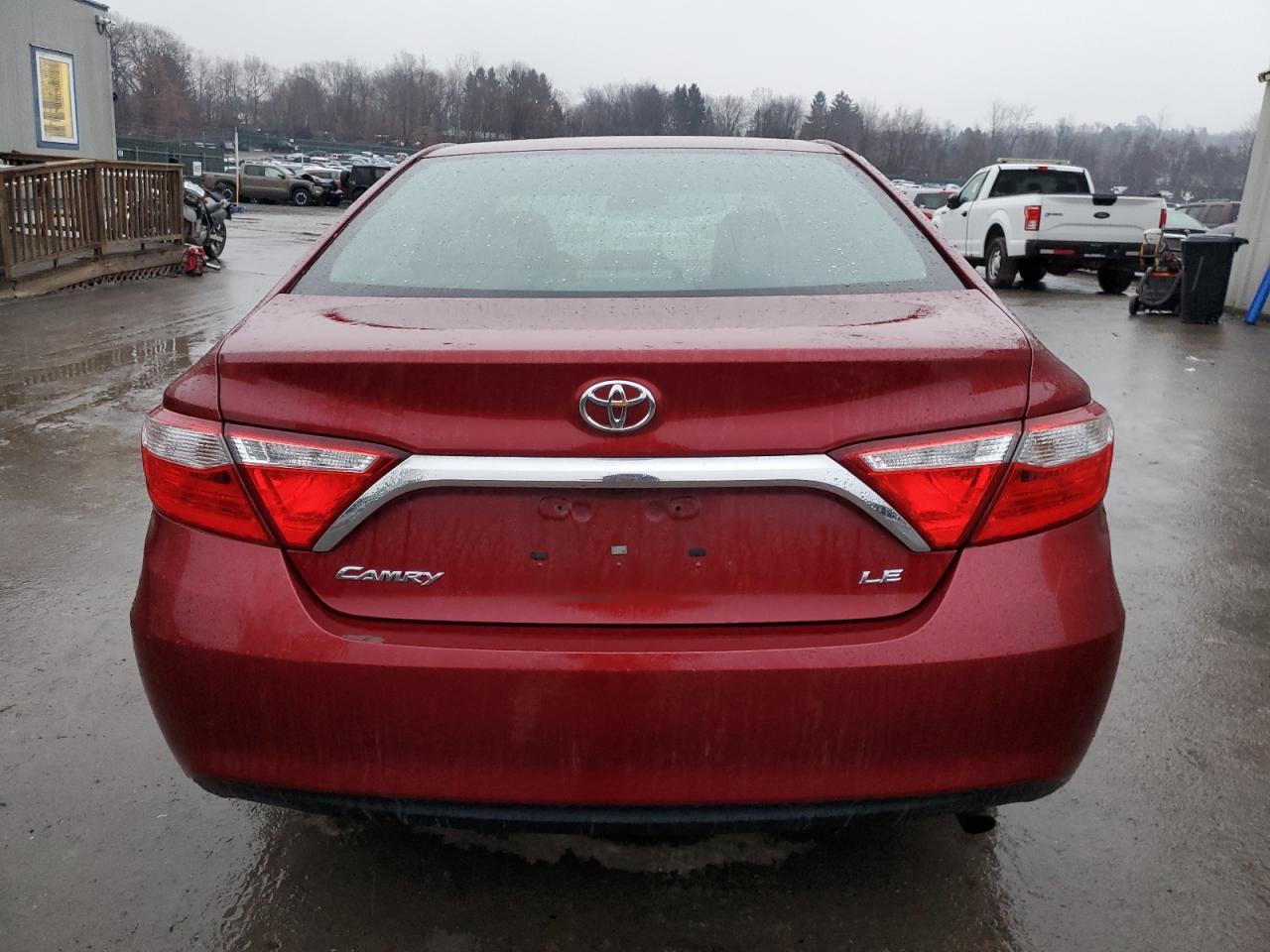 2017 TOYOTA CAMRY LE - Фото 6