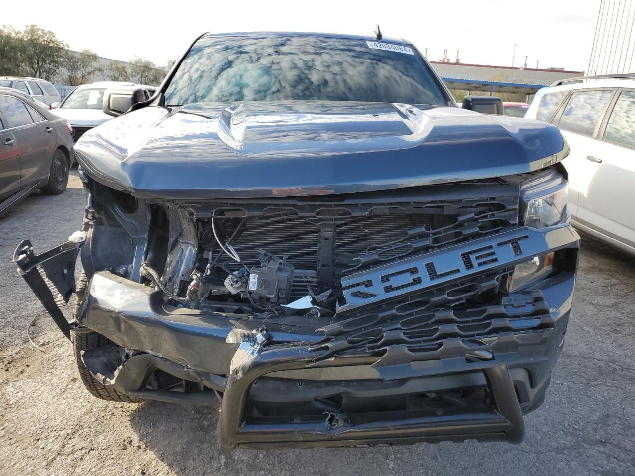 2021 CHEVROLET SILVERADO - Фото 5