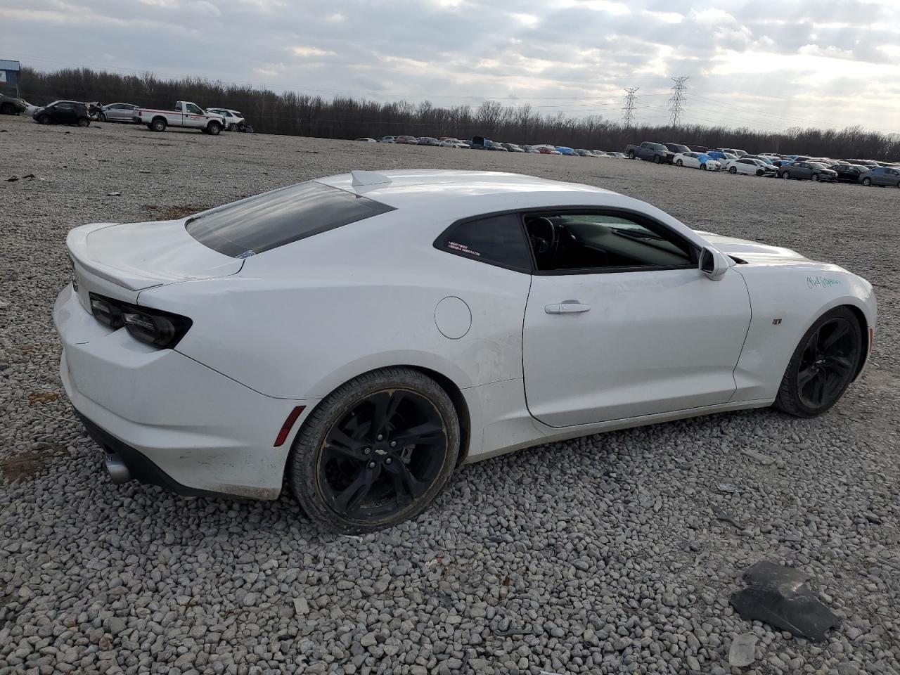 2019 CHEVROLET CAMARO LS - Image 3