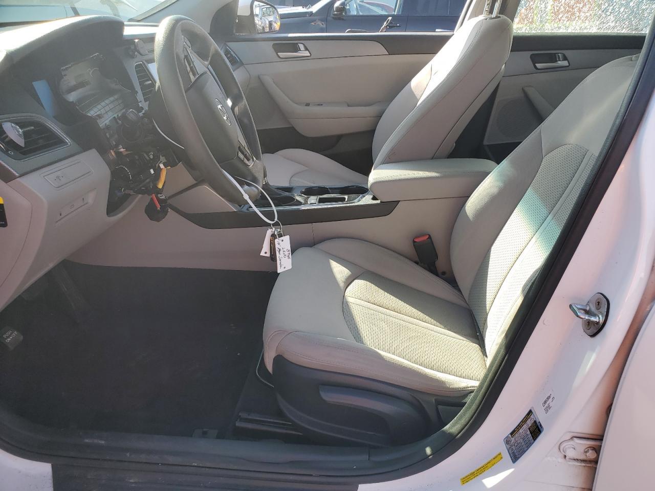 2017 HYUNDAI SONATA SE - Фото 7