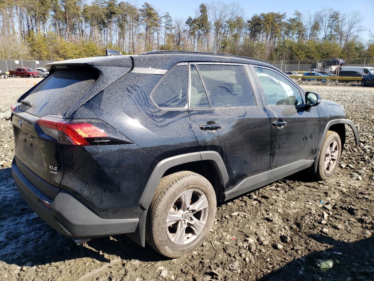 2022 TOYOTA RAV4 XLE - Image 3