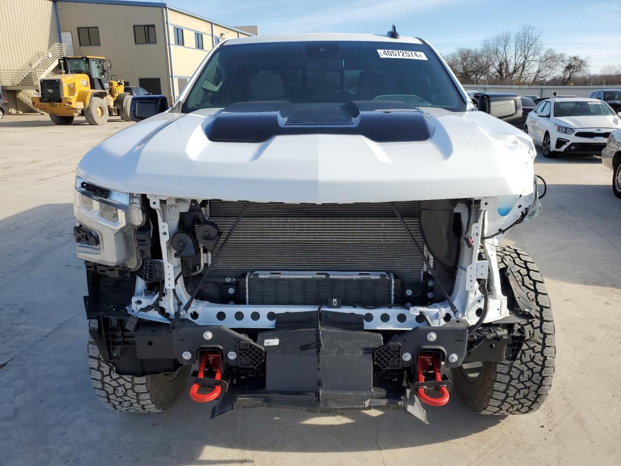 2023 CHEVROLET SILVERADO - Фото 5